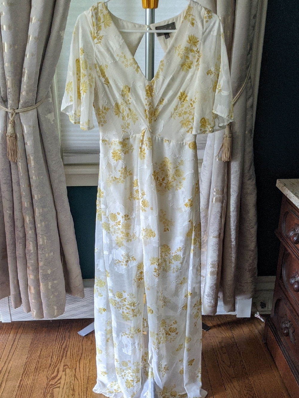 4SI3NNA - Luna Maxi Romper -Sz M- White and Yellow Floral